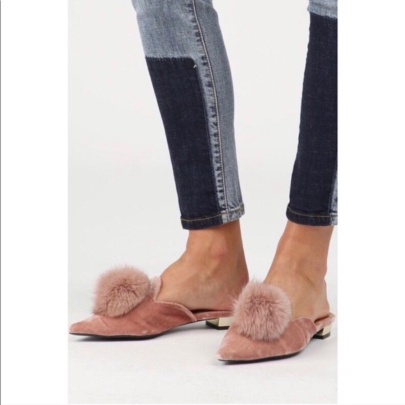 • LAST • *HP* 5🌟 POL Pom-Pom Slides Mules - Picture 4 of 5